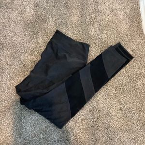 Z by Zella Leggings Dark Gray Black Stripe